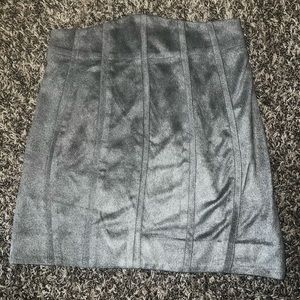 HOUSE OF CB GREY SUEDE SKIRT. Nwt size small